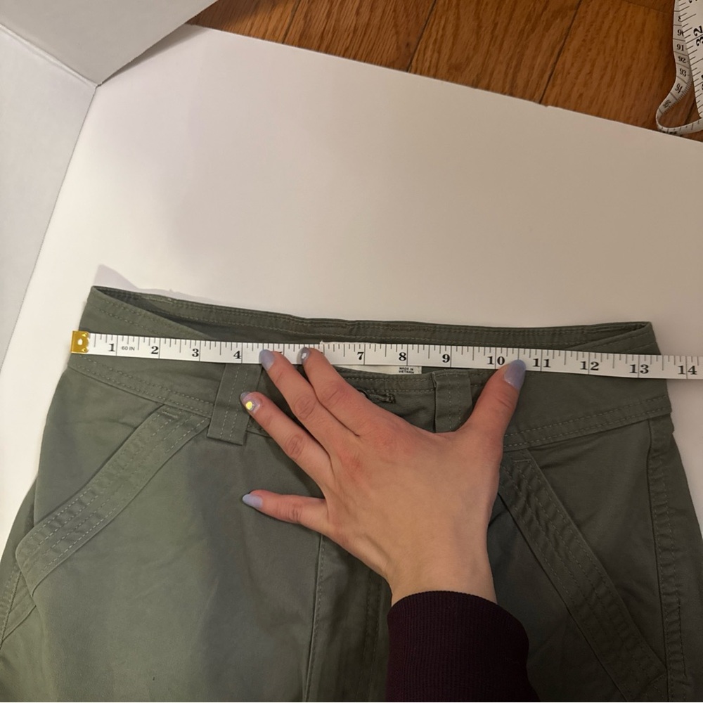 NWOT Abercrombie & Fitch Women’s Relaxed Army Green Cargo Pants 25/0R - Picture 8 of 10